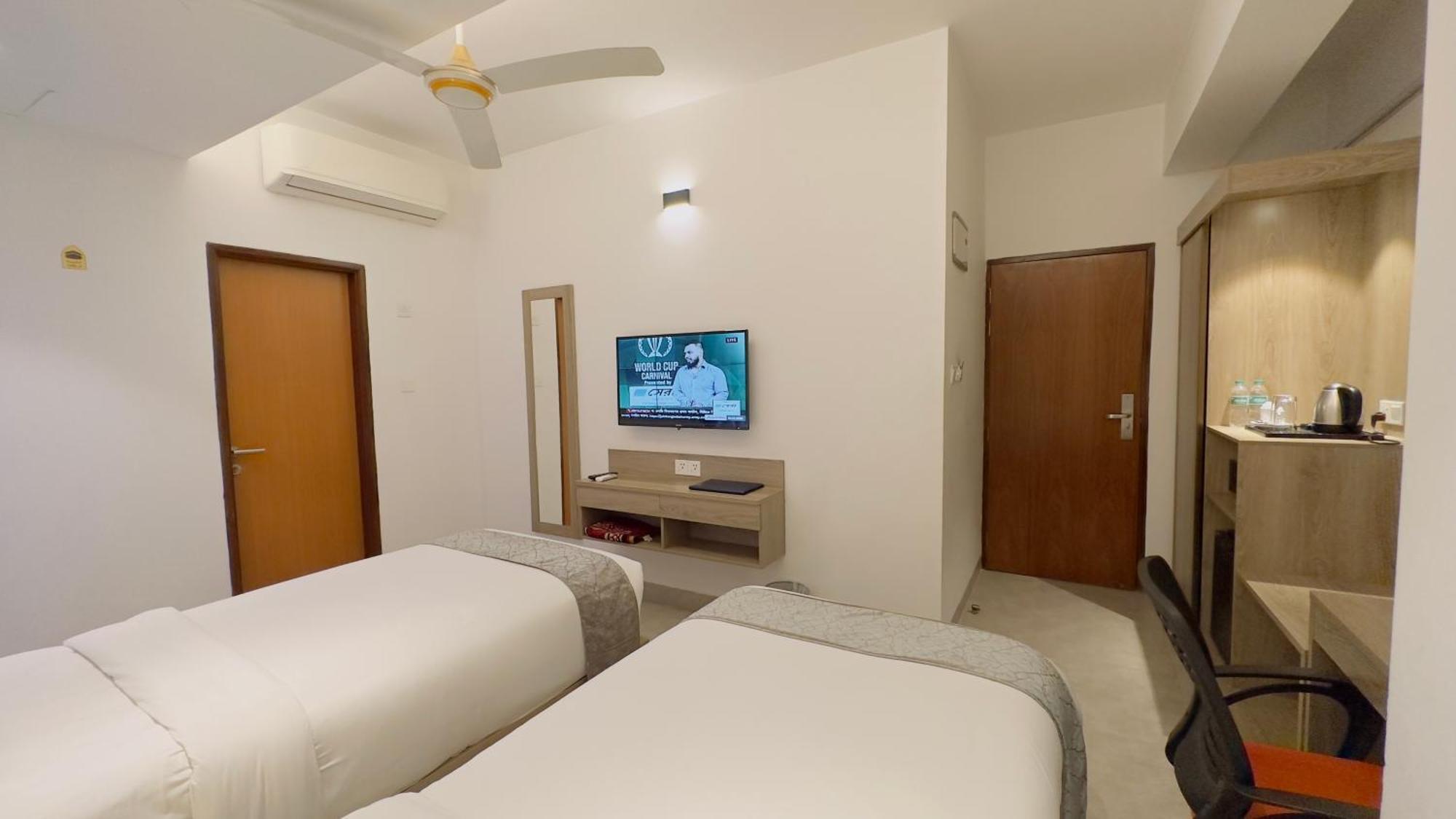 דאהקה Priyo Nibash Stylish Residential Hotel מראה חיצוני תמונה