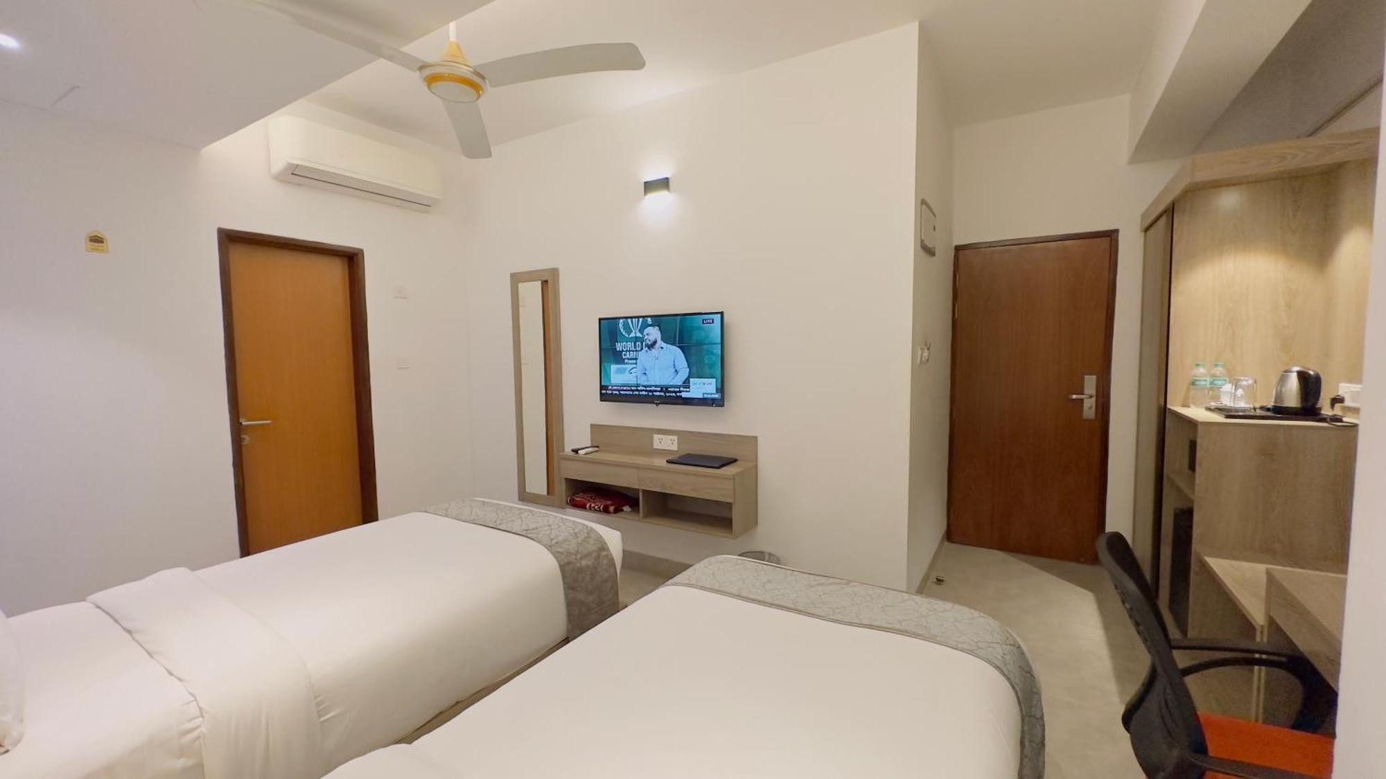 דאהקה Priyo Nibash Stylish Residential Hotel מראה חיצוני תמונה
