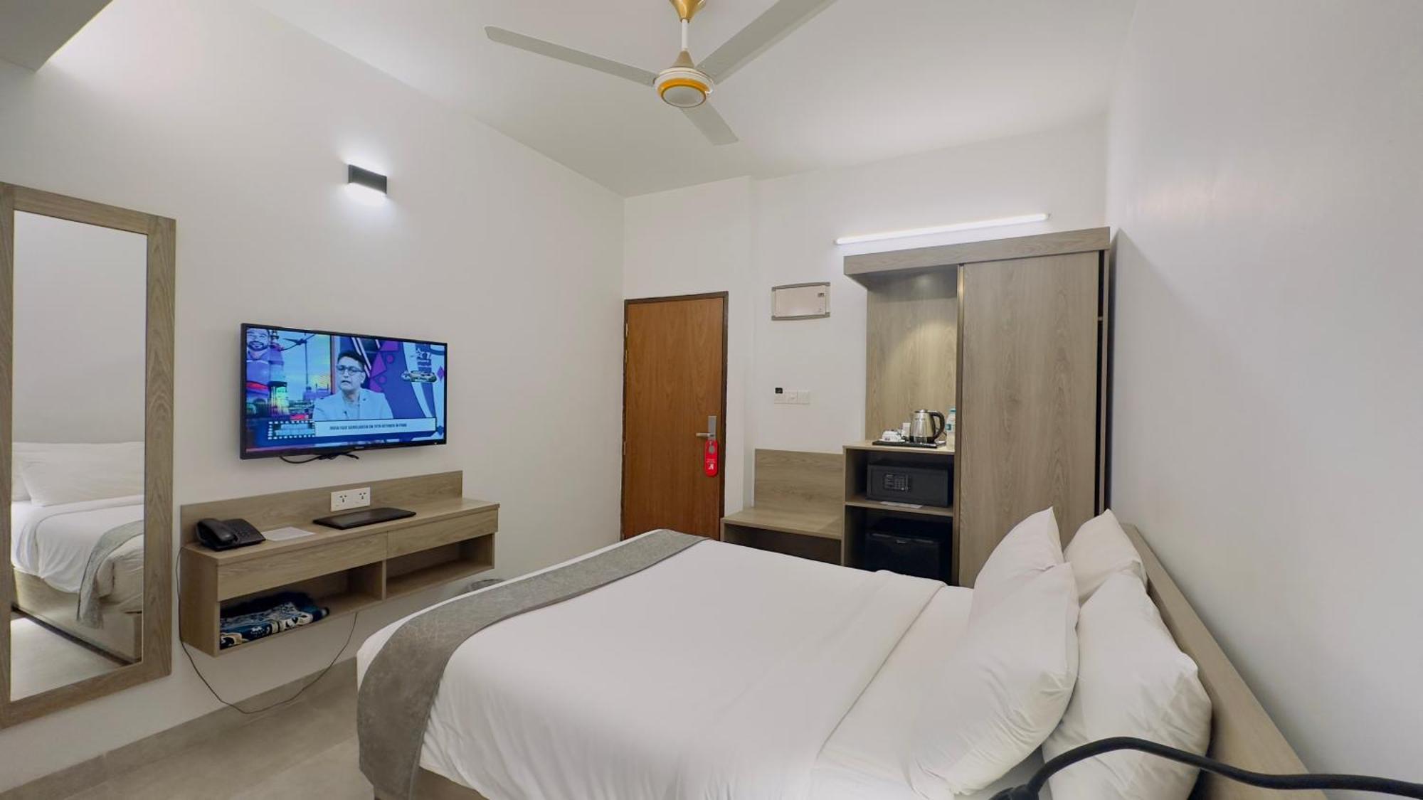 דאהקה Priyo Nibash Stylish Residential Hotel מראה חיצוני תמונה